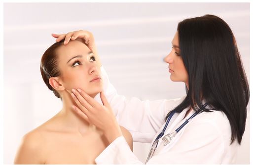Antes do procedimento de microagulhamento o paciente precisa passar por avaliação clínica e dermatológica